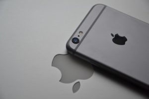 iphone-563067_640